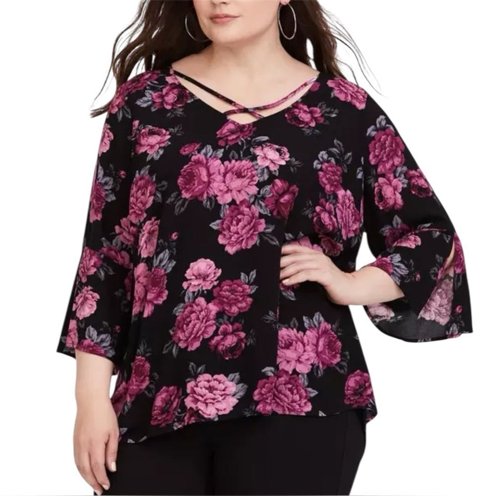 Torrid Black Floral Crepe Strappy Blouse Shirt Top with 3/4 Sleeves Size 2/2X